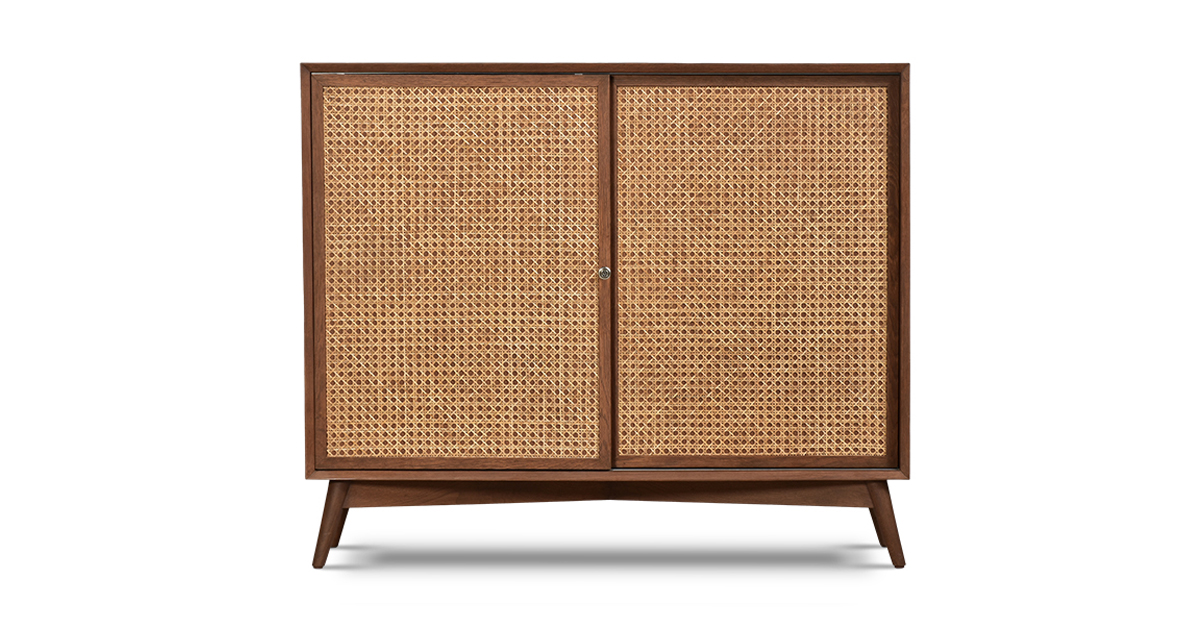 Lap and Dado Allen Oak and Rattan Bar with Lock - Teak Finish 1